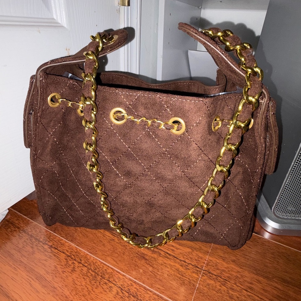 Chic Brown Quilted Chain Shoulder Bag - Picture 6 of 9